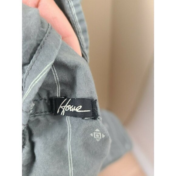 HOWE Mens Shirt Sz XL Gray White Button Down Striped Printed Long Sleeve Casual - Picture 6 of 6